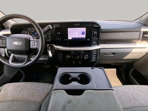 Used 2026 Ford F250 XLT AWD/4WD image 15