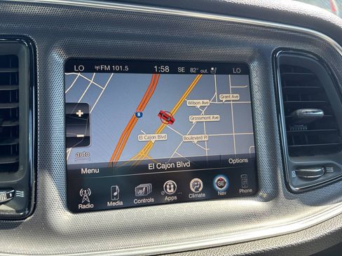 Used 2015 Dodge Challenger R/T Plus RWD image 28