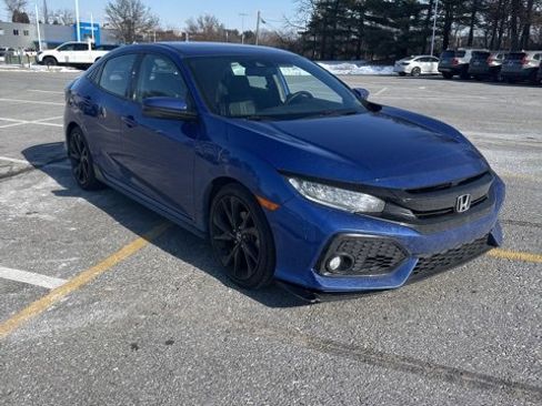 Used 2018 Honda Civic Sport Touring image 11