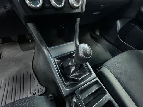 Used 2017 Subaru Crosstrek 2.0i image 14