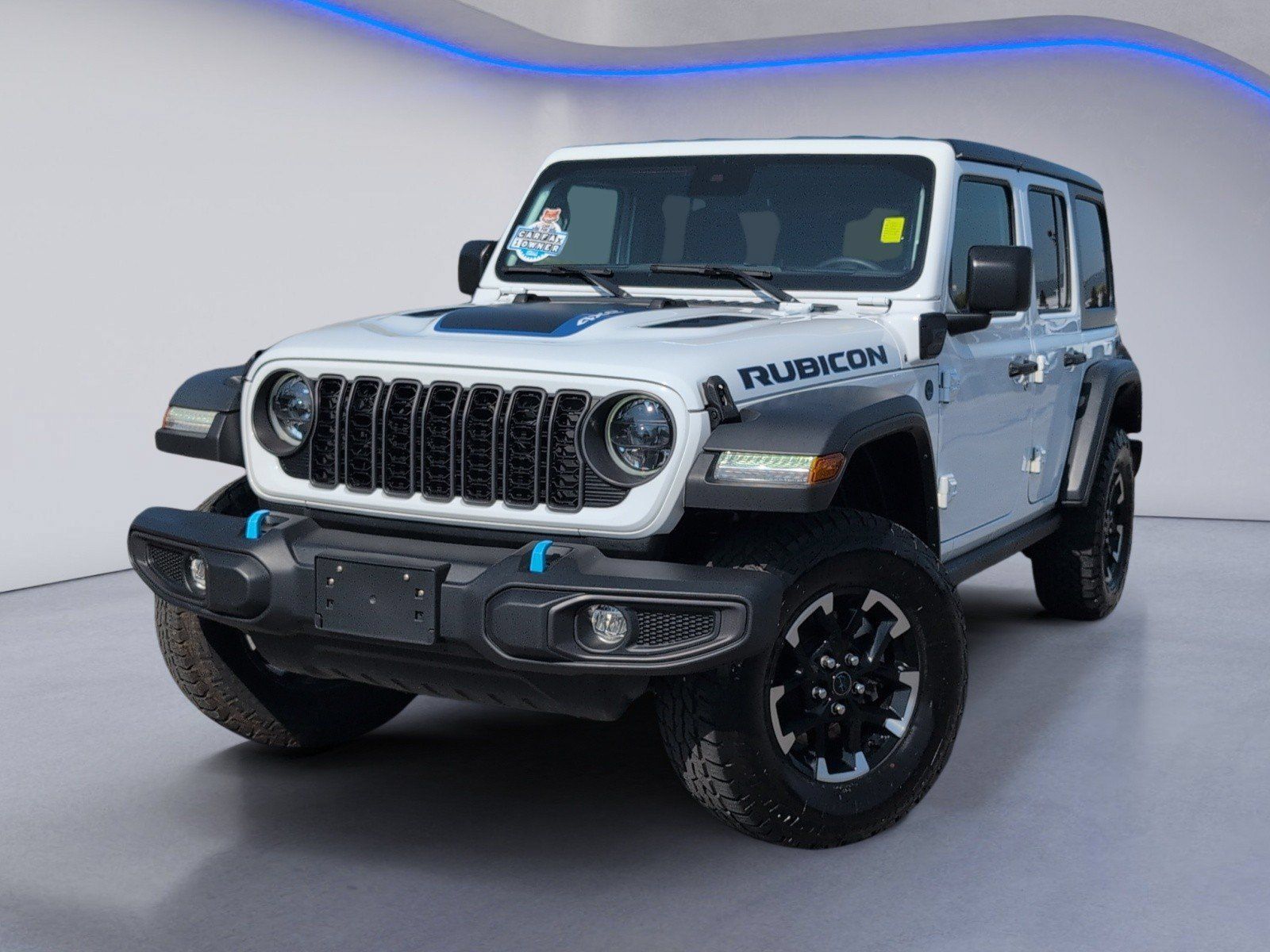 Used 2024 Jeep Wrangler Unlimited Rubicon 4xe AWD/4WD image 2