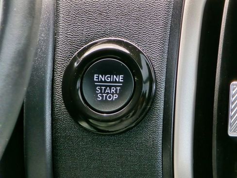 Used 2025 Ford Expedition Active RWD image 19