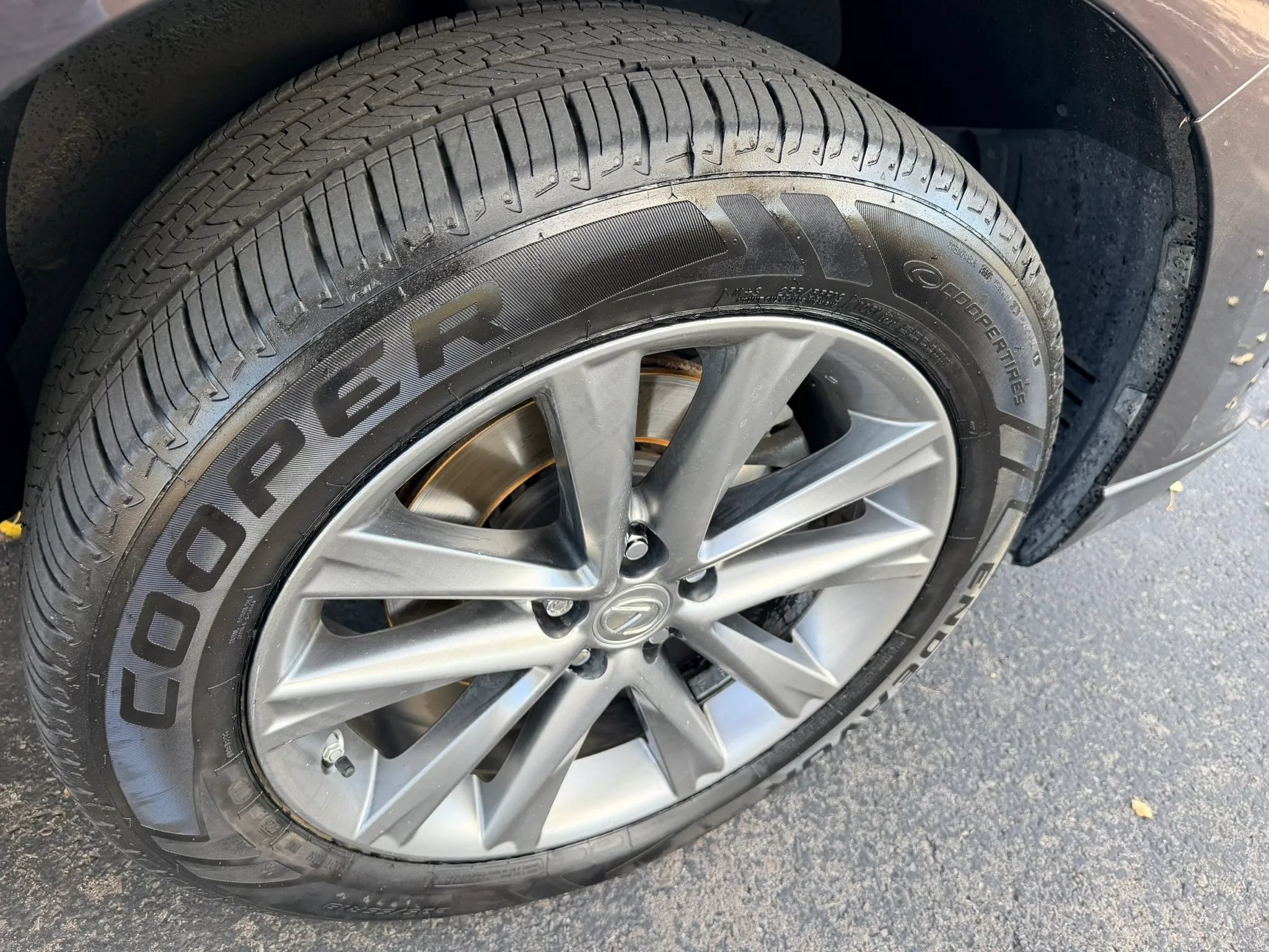 Used 2013 Lexus RX 450h AWD w/ Navigation Pkg image 13