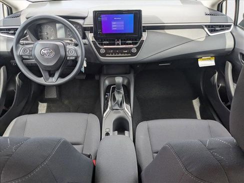 New 2025 Toyota Corolla LE image 13