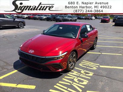 New 2025 Hyundai Elantra SEL