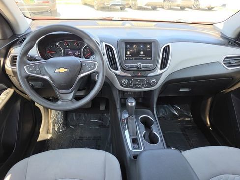 Used 2019 Chevrolet Equinox LT FWD image 8
