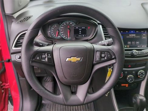 Certified 2020 Chevrolet Trax LS w/ Tint and Cruise Package image 13