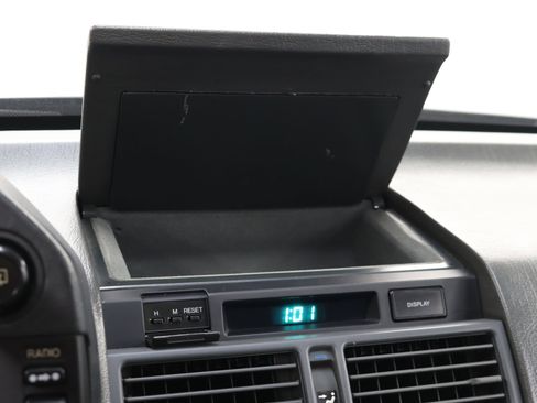 Used 1987 Acura Legend L image 15