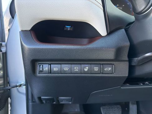 Used 2023 Toyota RAV4 Limited AWD/4WD image 25