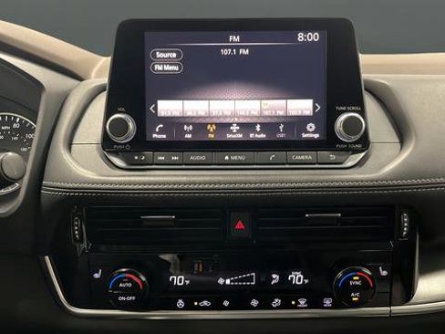 Used 2021 Nissan Rogue SV AWD/4WD image 13
