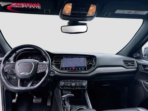 Used 2024 Dodge Durango GT RWD image 29
