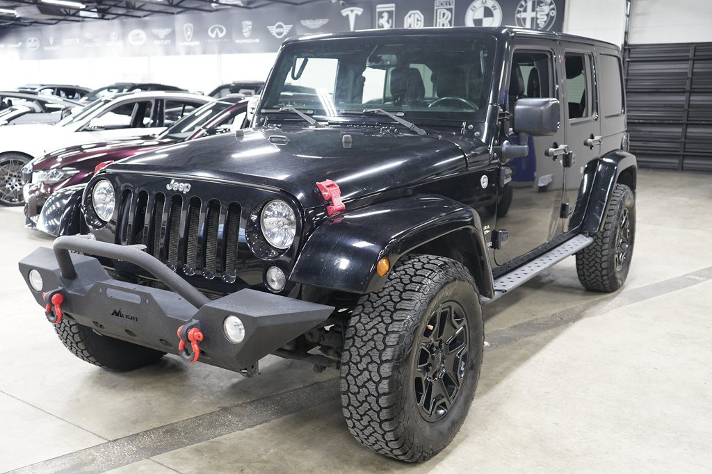 Used 2015 Jeep Wrangler Unlimited Sahara w/ Dual Top Group AWD/4WD image 1