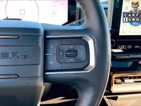 Used 2024 GMC Hummer EV 3X AWD/4WD image 19