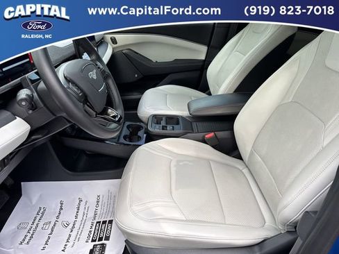 Certified 2025 Ford Mustang Mach-E Premium AWD/4WD image 19