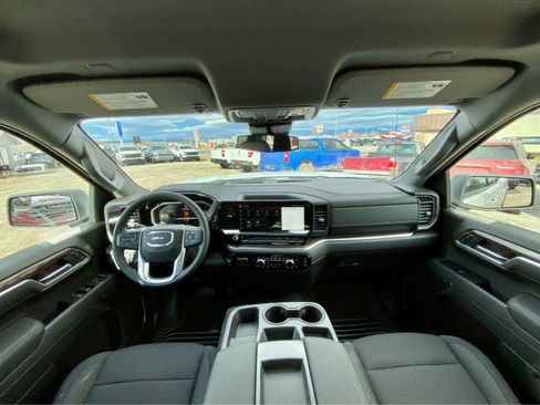 New 2026 GMC Sierra 1500 Elevation image 31