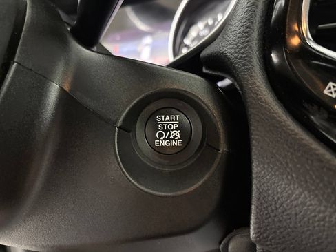 Used 2020 Jeep Compass Limited AWD/4WD image 15