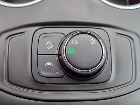 Used 2020 GMC Terrain SLE w/ Elevation Edition AWD/4WD image 34