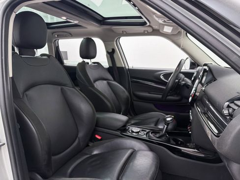 Used 2019 MINI Cooper Clubman S image 29