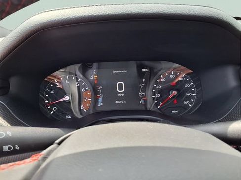Used 2025 Jeep Compass Trailhawk AWD/4WD image 19