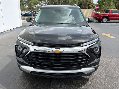 Used 2025 Chevrolet TrailBlazer LT FWD image 5