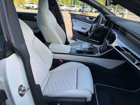 Used 2025 Audi RS 7 Performance image 27