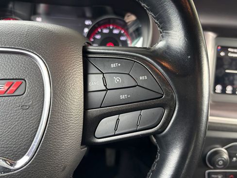 Used 2021 Dodge Charger SXT w/ Blacktop Package image 12