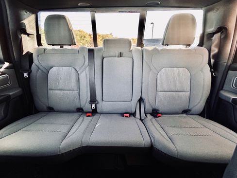 Used 2021 RAM 1500 Big Horn image 38