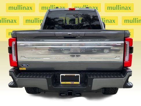 Certified 2026 Ford F350 Platinum w/ Platinum Plus Package image 9
