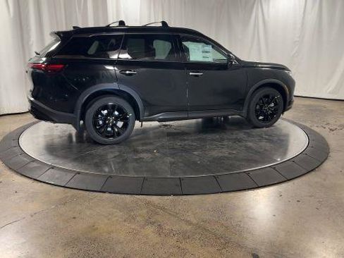 Certified 2025 INFINITI QX60 Luxe w/ Black Edition image 9