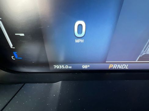 Used 2025 Ford Maverick XL FWD image 4