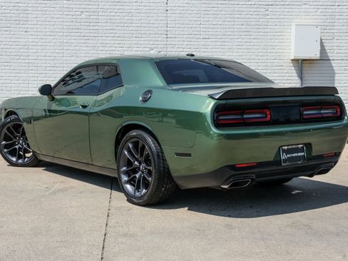 Used 2020 Dodge Challenger R/T w/ Blacktop Package image 8