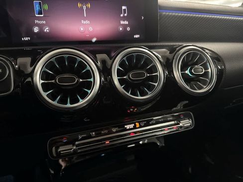 Used 2025 Mercedes-Benz CLA 250 image 19