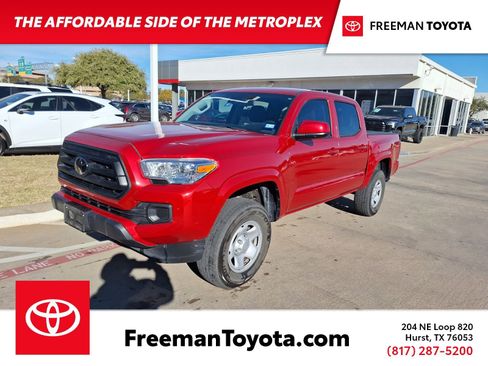 Used 2023 Toyota Tacoma SR image 1
