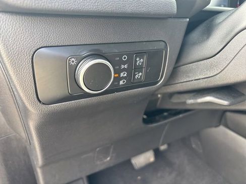 Used 2025 Ford Escape Active image 23