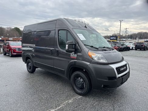 Used 2022 RAM ProMaster 3500 w/ Safety Group image 7
