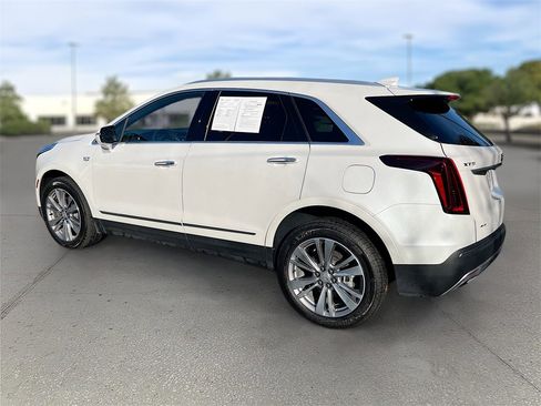Certified 2025 Cadillac XT5 Premium Luxury image 4