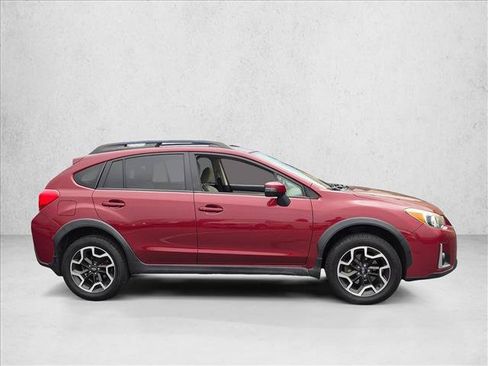 Used 2016 Subaru Crosstrek 2.0i Limited AWD/4WD image 5