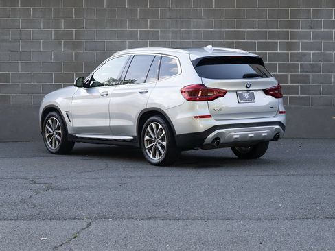 Used 2019 BMW X3 xDrive30i w/ Premium Package AWD/4WD image 4