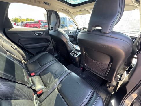 Used 2021 Volvo XC60 T5 Inscription w/ Protection Package Premier AWD/4WD image 32