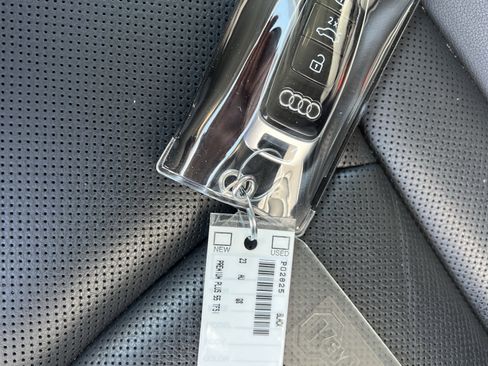 Certified 2023 Audi Q8 Premium Plus w/ Premium Plus Package AWD/4WD image 38