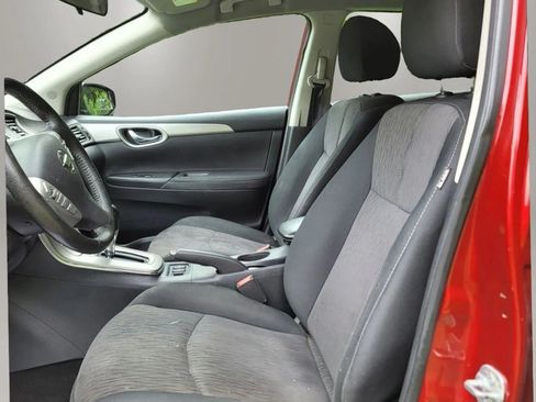 Used 2015 Nissan Sentra SV w/ Cold Weather Package FWD image 9