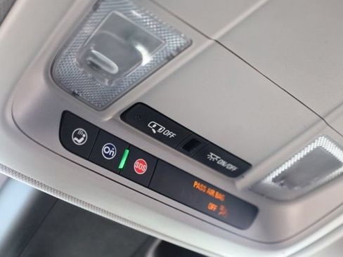Used 2025 Chevrolet Malibu LS FWD image 27