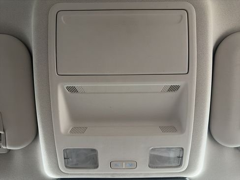 Used 2022 Ford Escape SE w/ SE Sport Appearance Package FWD image 24
