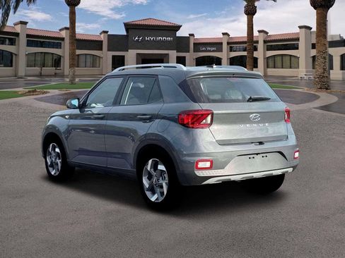 New 2026 Hyundai Venue SEL FWD image 5