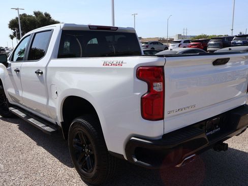 Used 2024 Chevrolet Silverado 1500 LT Trail Boss w/ Protection Package AWD/4WD image 5