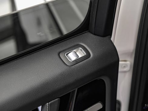 Used 2025 Mercedes-Benz G 550 w/ Exclusive Interior Package image 88