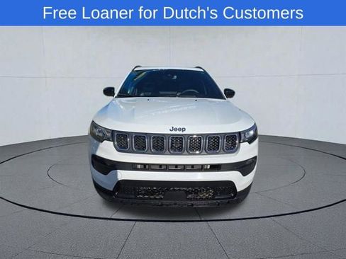 Used 2023 Jeep Compass Latitude AWD/4WD image 8