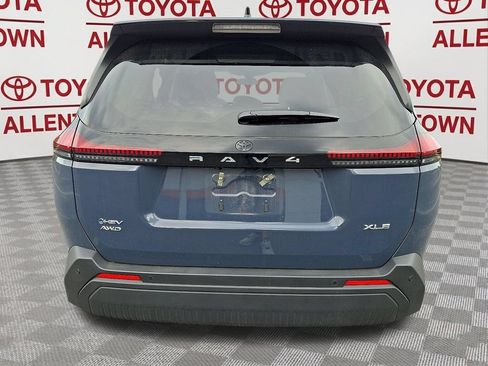 Used 2026 Toyota RAV4 XLE Premium AWD/4WD image 5