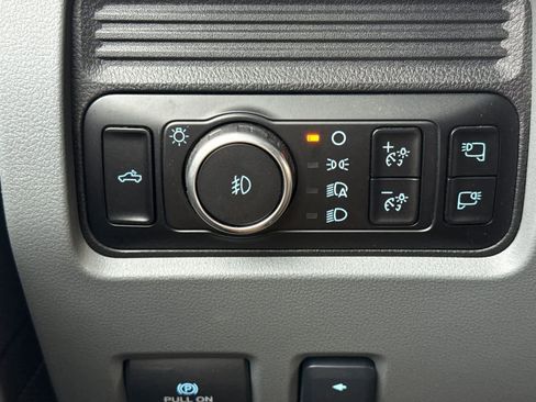 Used 2025 Ford F550 4x4 SuperCab Super Duty w/ XLT Value Package image 28