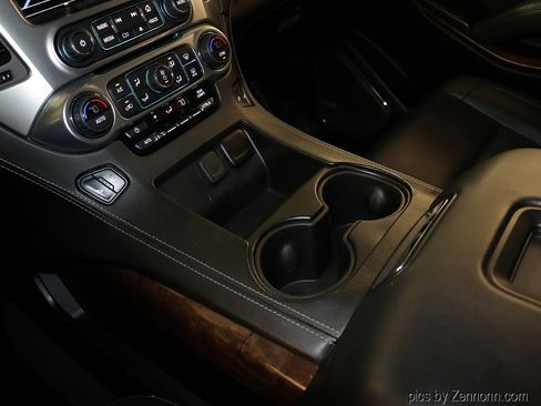 Used 2019 Chevrolet Tahoe LT image 24